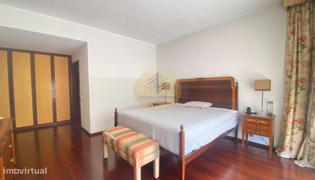 Apartamento T5+1 Boavista/ Aviz- Porto-24