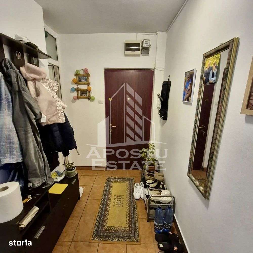 Apartament cu 2 camere la partet, zona Dambovita - Imagine principală: 4/5