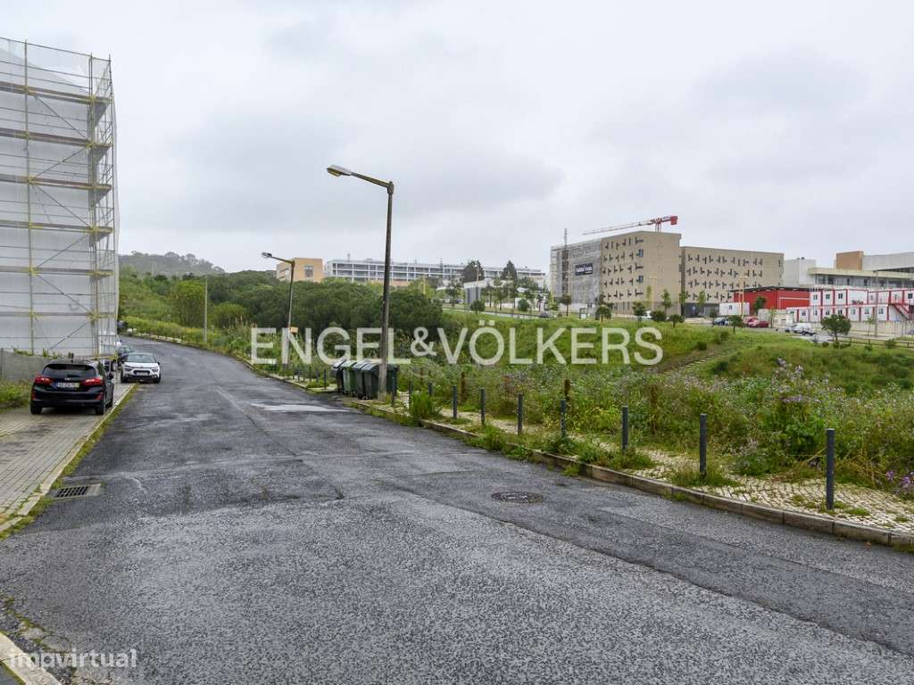 Terreno, com vista para o Tejo, junto ao Palácio Nacional da Ajuda - Grande imagem: 4/9