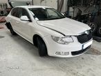 Fuzeta stanga dreapta fata Skoda Superb 2012 - 2