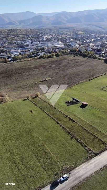 Teren intravilan 1200 mp de vanzare in Calea Cisnadiei Sibiu - Imagine principală: 5/5