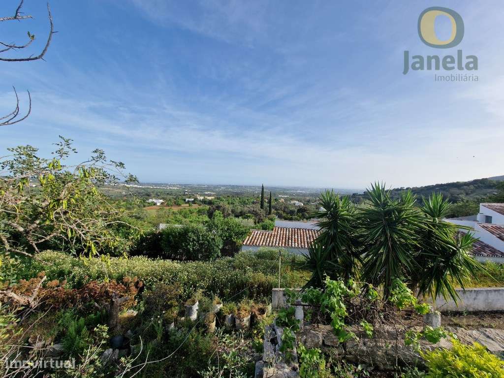 Quinta com 16.407 m2 de terreno e moradia por recuperar, com vista mar - Grande imagem: 3/19