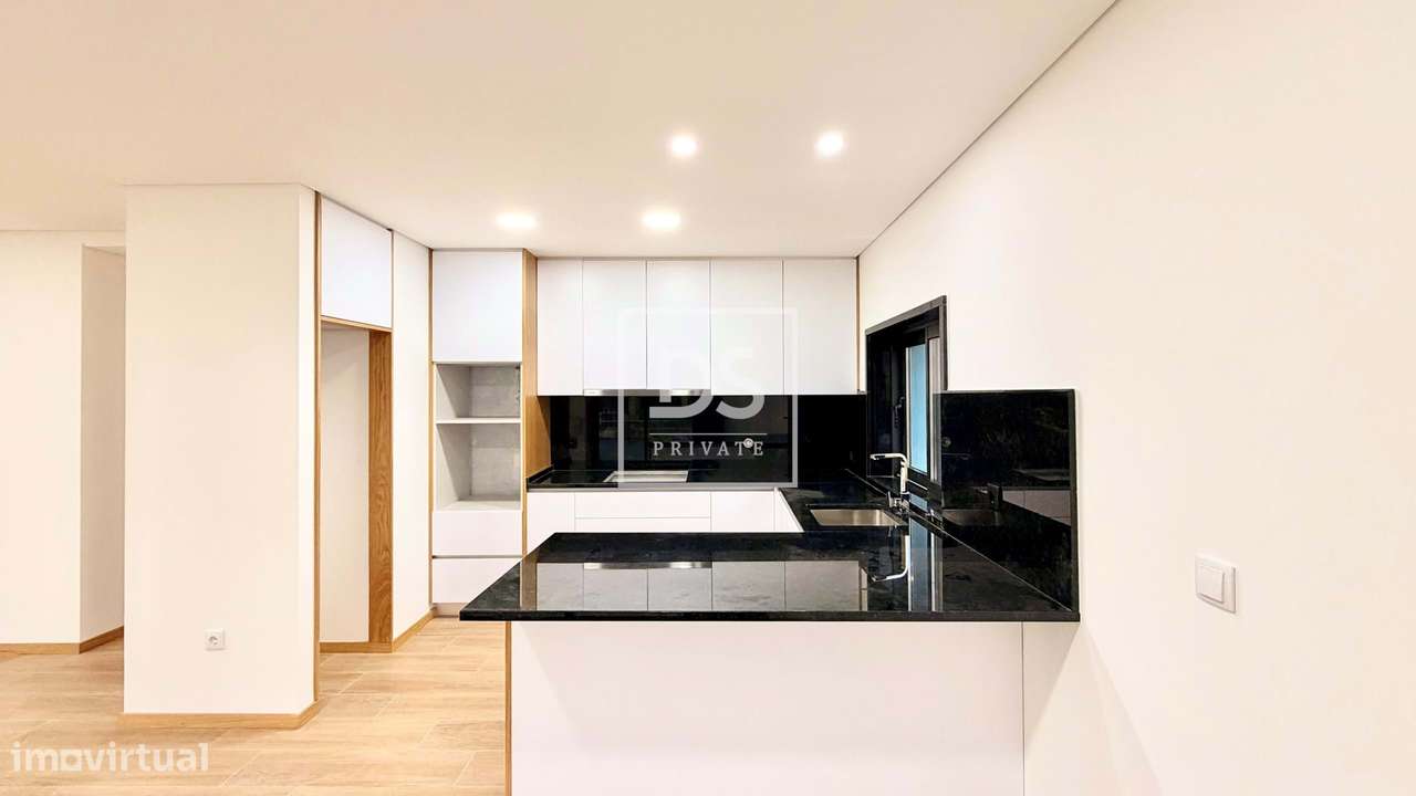 Moradia  independente T3 + T2 remodelada com materiais premium, pronta - Grande imagem: 4/30