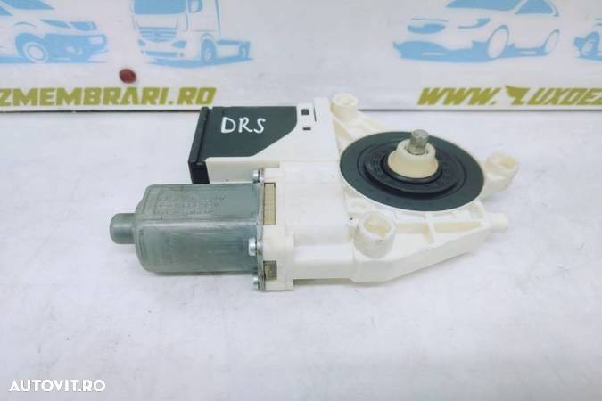 Motoras macara geam dreapta spate 0130822331 Renault Latitude 1 seria - 1