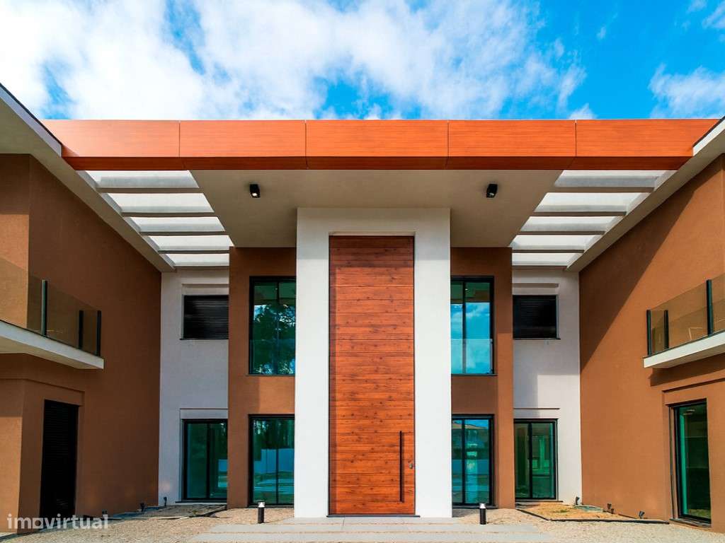 Moradia Nova V7 em Verdizela com 496m2 e 5.000m2 de terreno - Grande imagem: 3/47