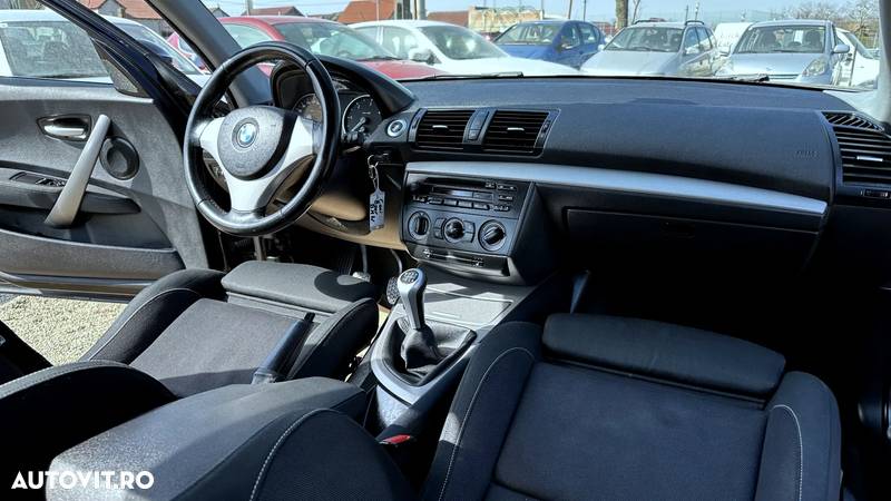 BMW Seria 1 118d - 23