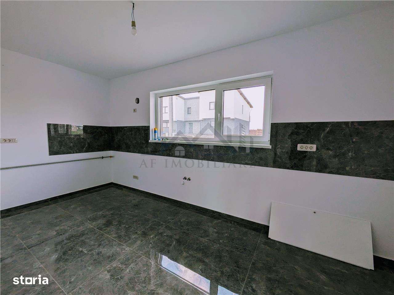 Casa 5 camere Valea Lupului - Zero comision  parcare asfalt incalzire - Imagine principală: 3/8