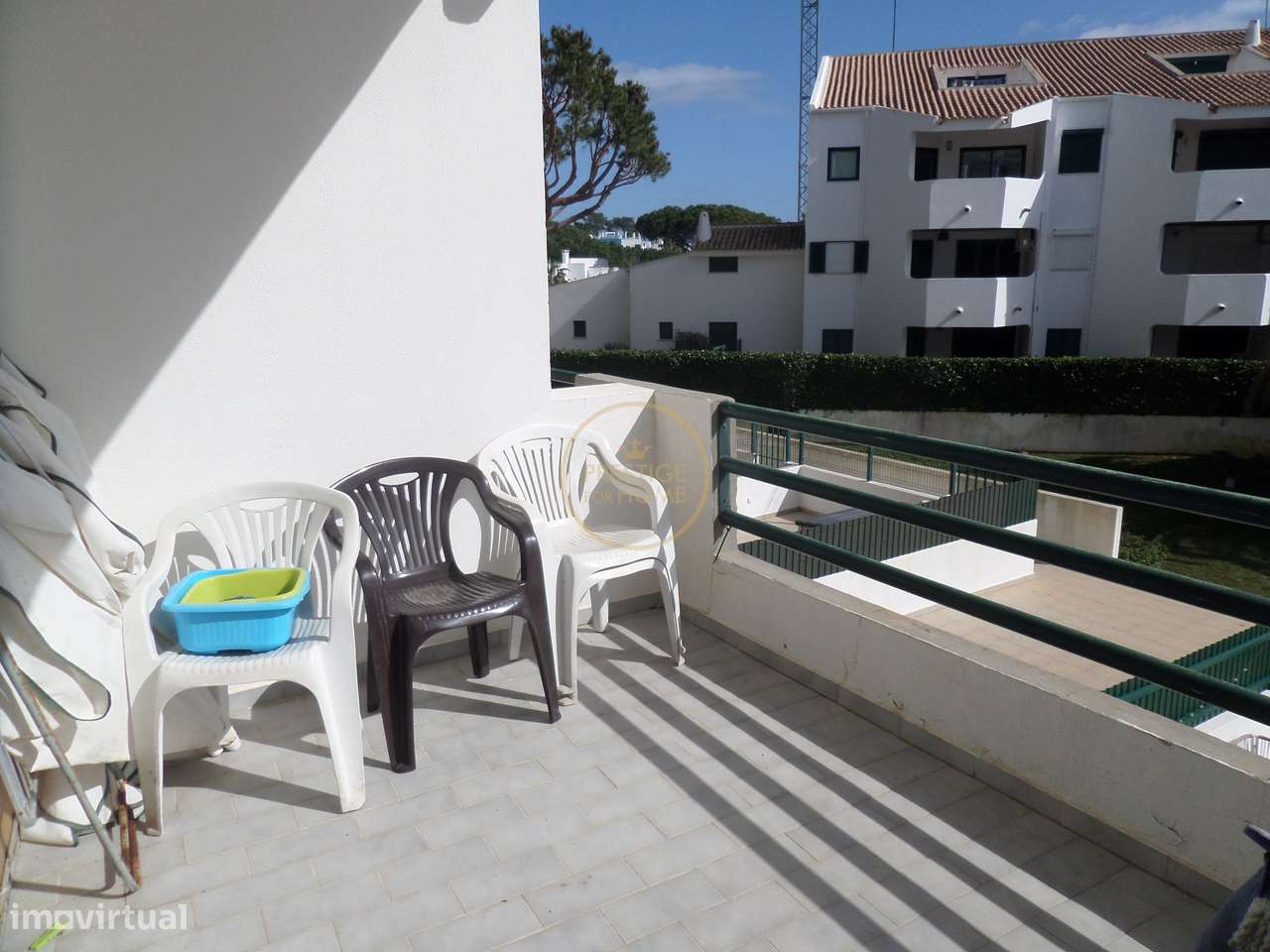 Espaçoso Apartamento T1 em Condomínio Privado – Vilamoura-21