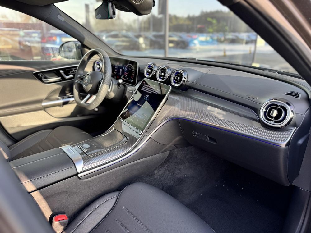 C 180, Linia AMG, Pakiet Advanced Plus, Keyless GO, HAK