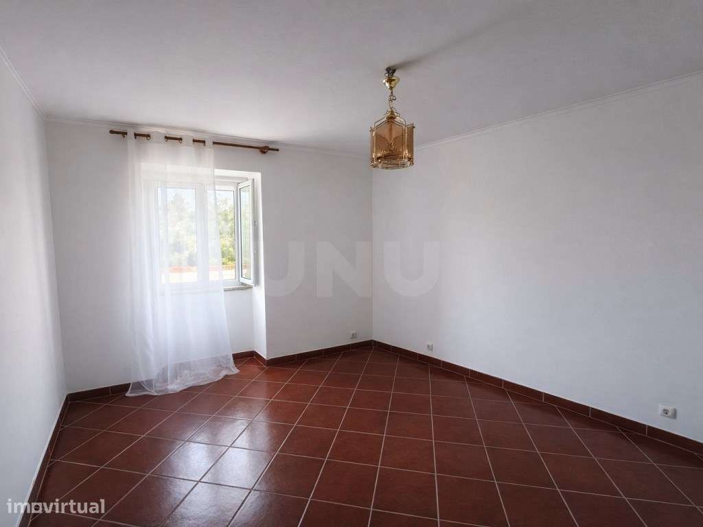 Muito Mais do Que Parece: Casa com traça tipicamente beirã. T1 com ...-7