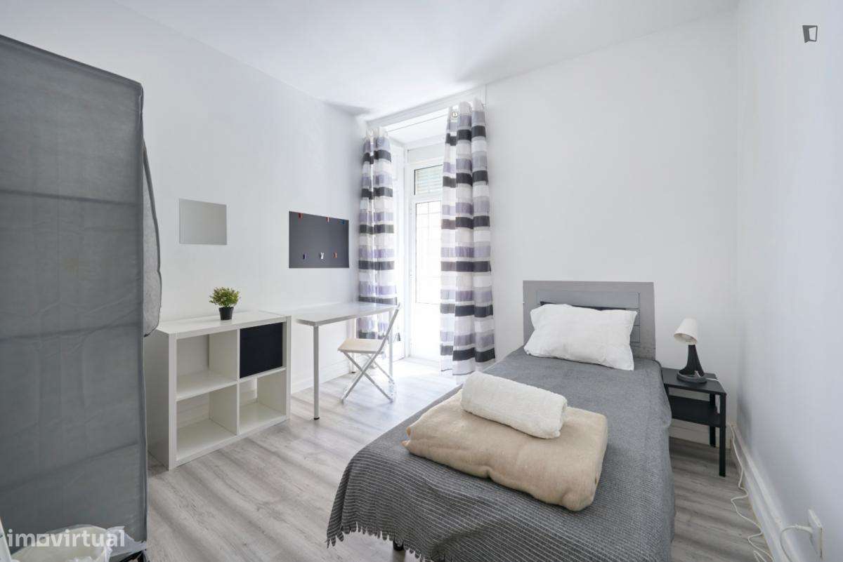 Quarto - localizado em Arroios Lisbon - Grande imagem: 2/32