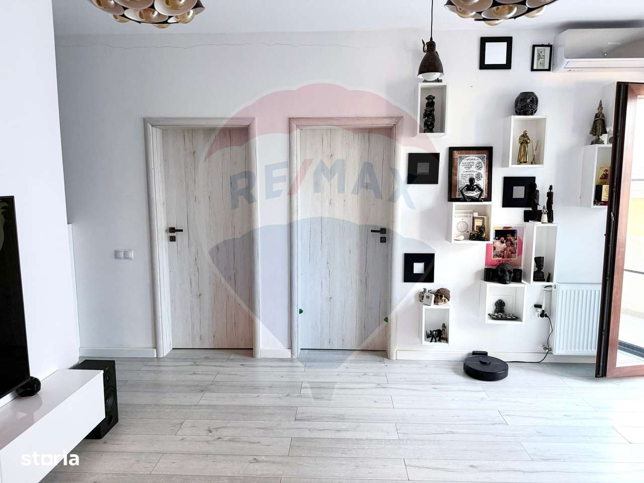 Apartament cu 3 camere + balcon mare - zona de case - Weiner Palada-3