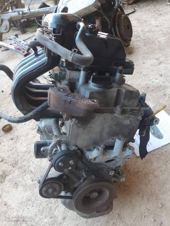 motor Nissan Micra K12 - 1