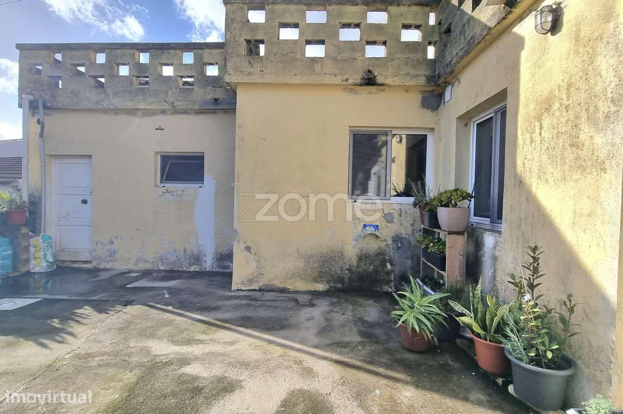 Moradia T3 com Terraço Vista Serra e Mar – Cabouco, Lagoa-21