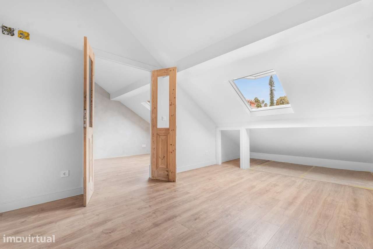 Apartamento T3 novo, Praça da Alegria, Lisboa-19