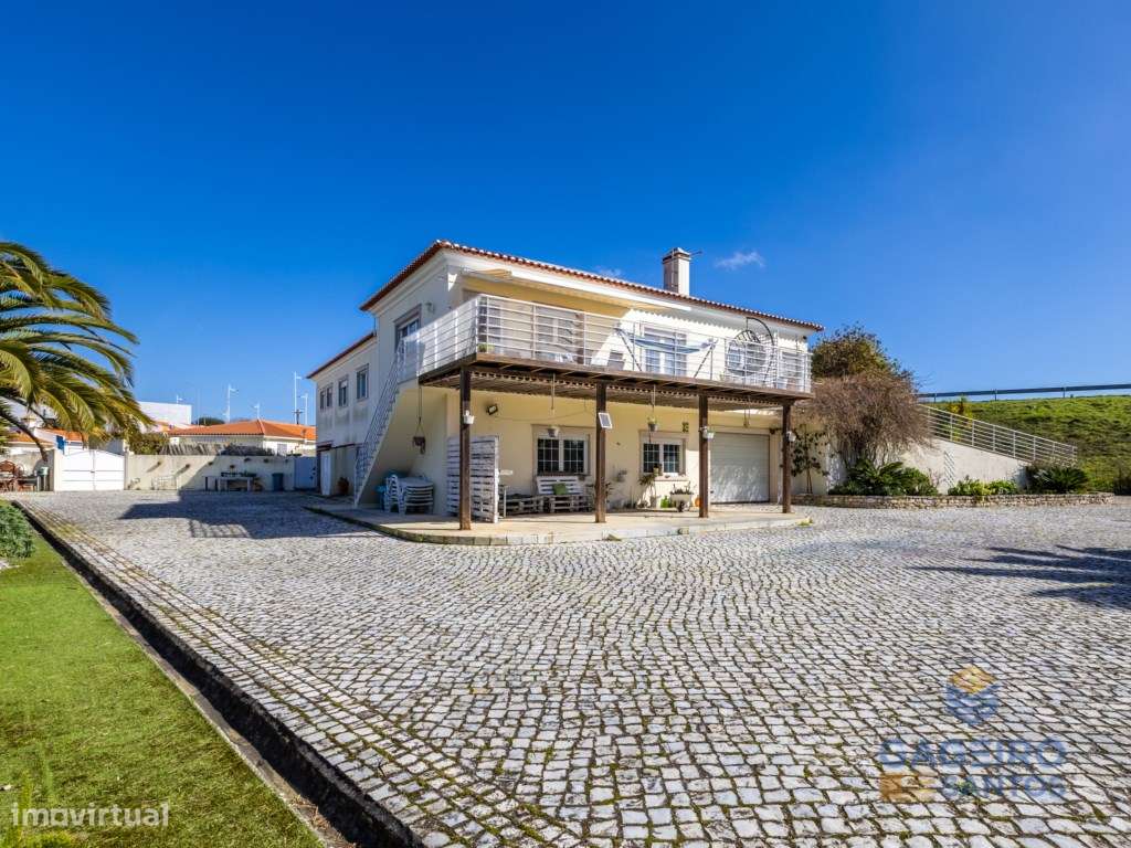 Moradia Independente T4 +1 em São Martinho do Porto-48