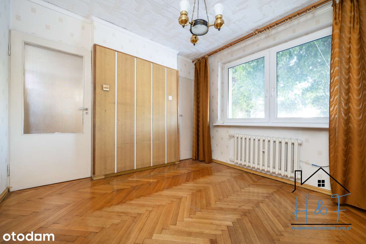 Dom z potencjałem, kawalerką i 2 garażami-2