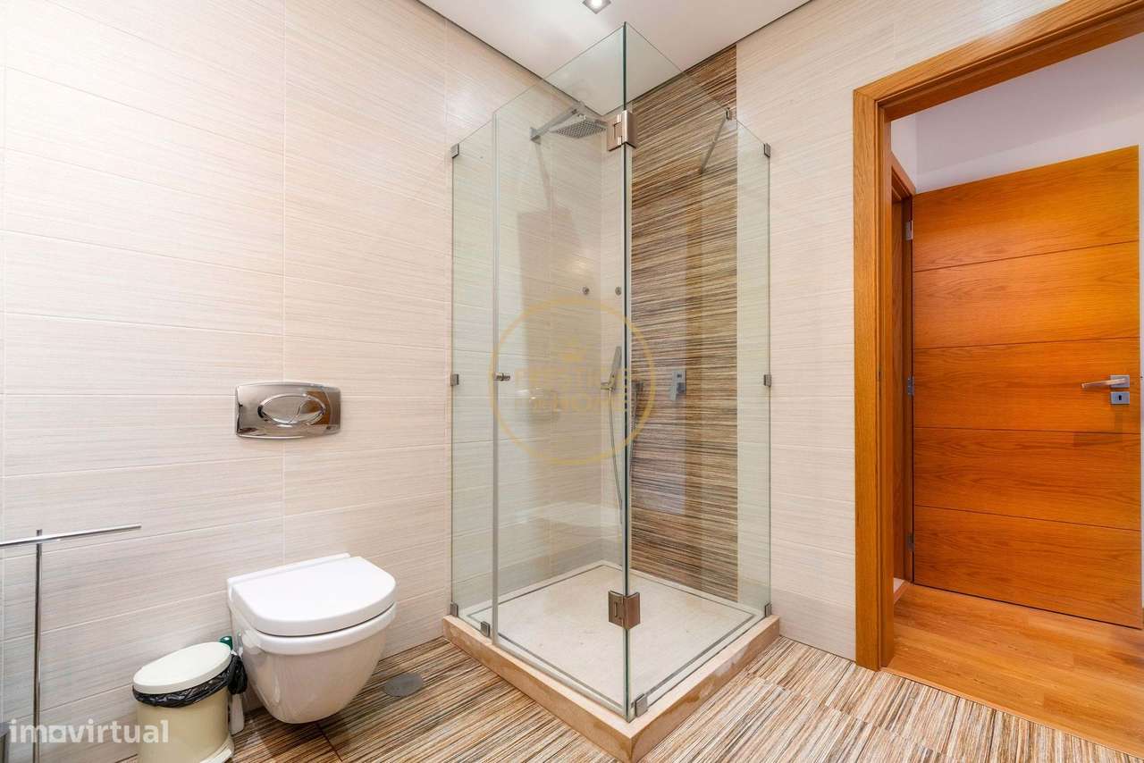 Moradia, 294,80 m², São Sebastião-34