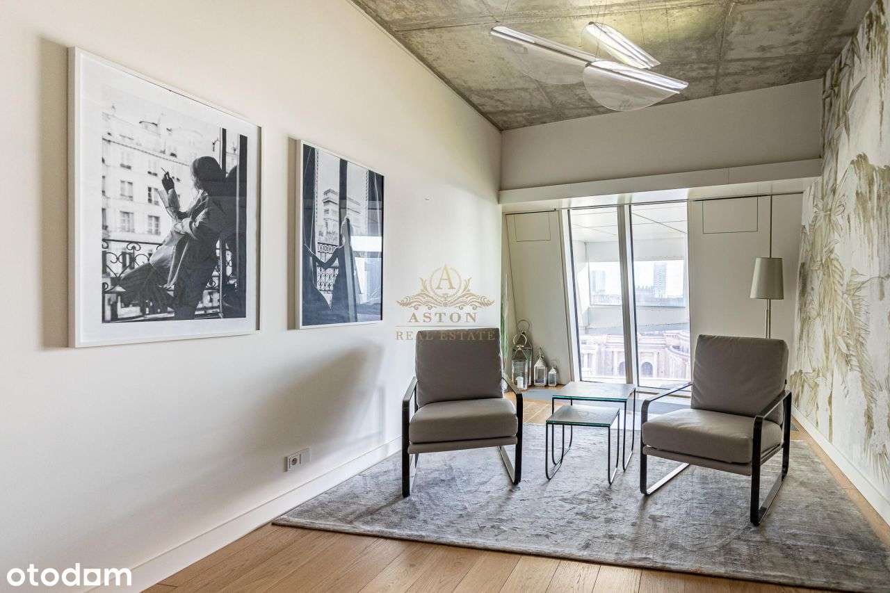 Spacious 5 room 227 sqm apartment on Złota 44-7