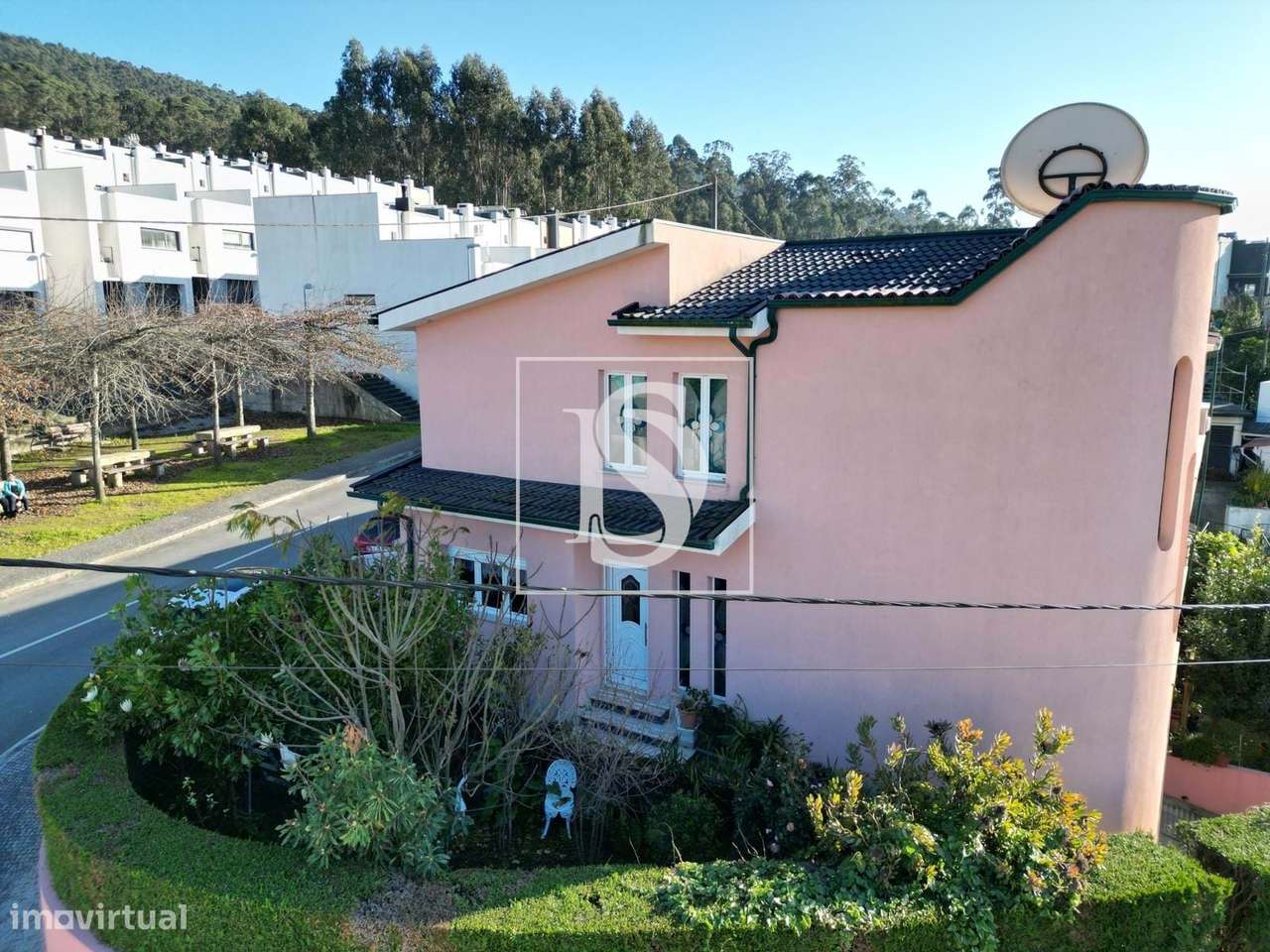 Moradia T7 com escritório-41