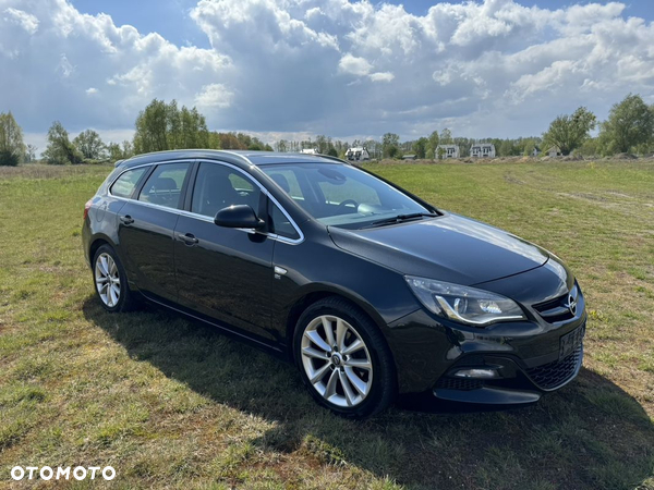 Opel Astra 2.0 CDTI Automatik Exklusiv - 2