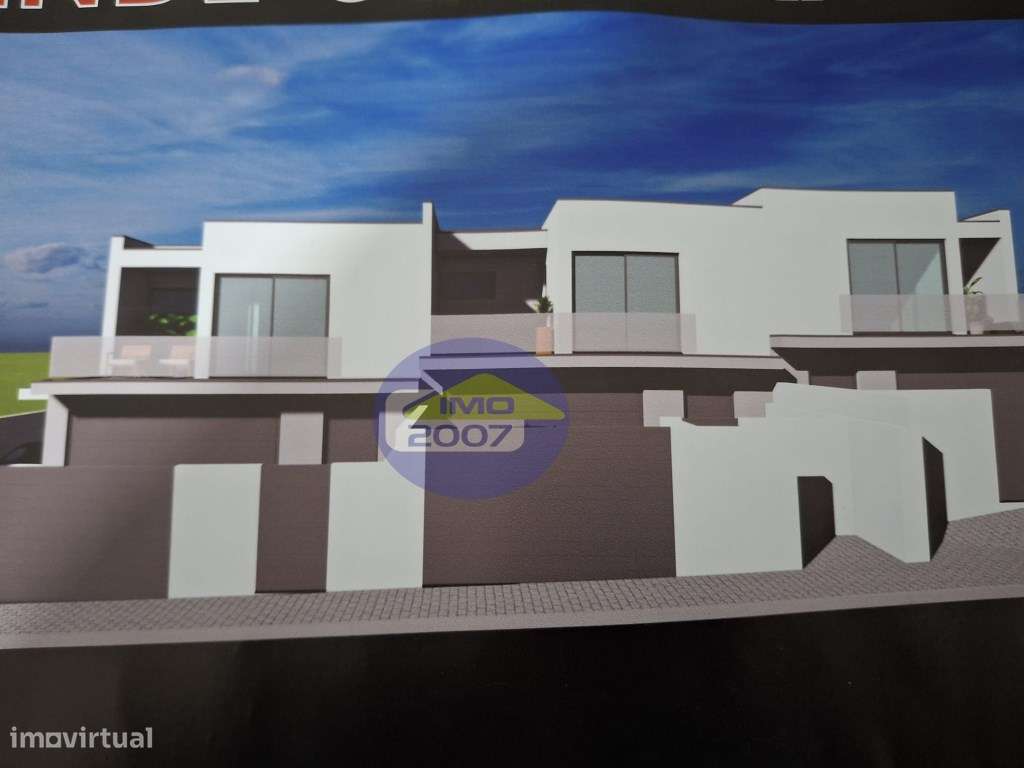 Moradia T3 com terreno em Santa Maria de Lamas - Grande imagem: 4/13