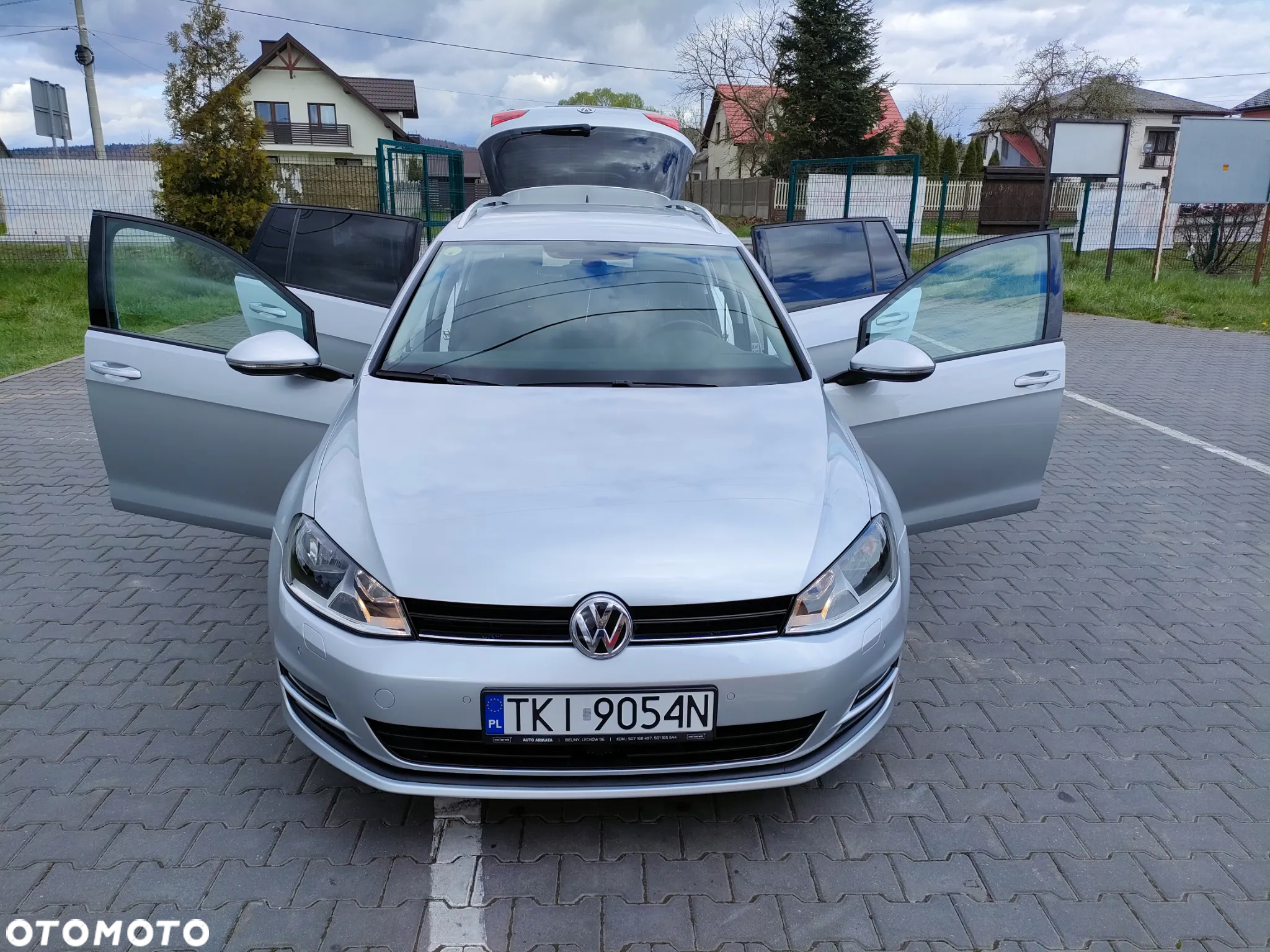 Volkswagen Golf 1.6 TDI BlueMotion Technology Comfortline - 21