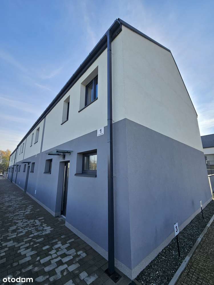 Budynek w zabudowie szeregowej z ogródkiem-4