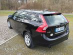 Volvo V60 T3 Momentum - 13