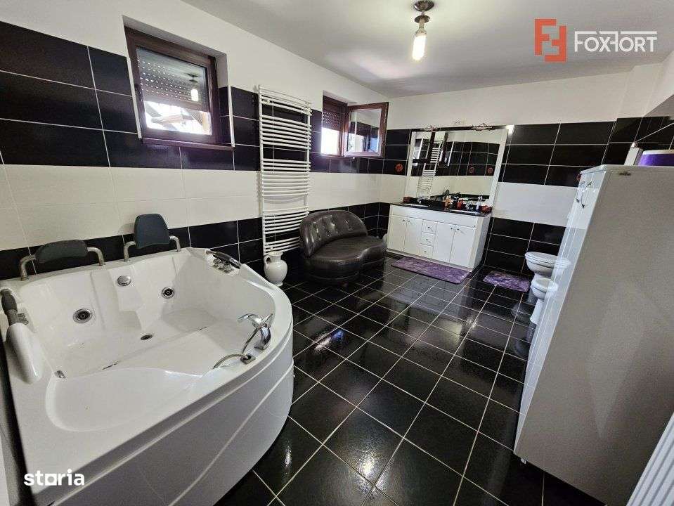 Casa 5 camere de inchiriat, Giroc, zona Centrala - ID C5263 - Imagine principală: 4/19