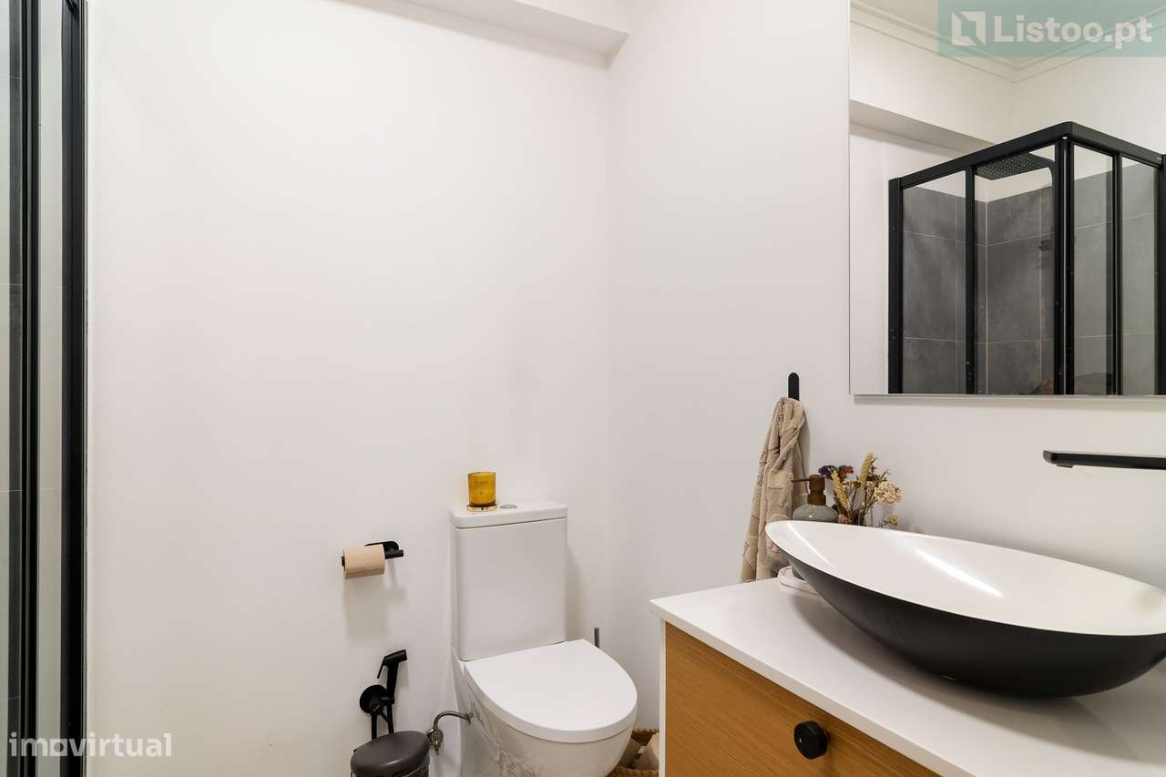 Apartamento T3 à Venda em São Miguel das Encostas – Carcavelos-11