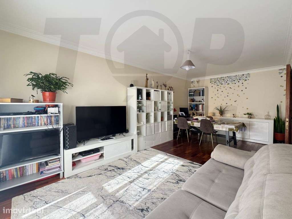 Apartamento T3 - Prior Velho - 375.000€-4