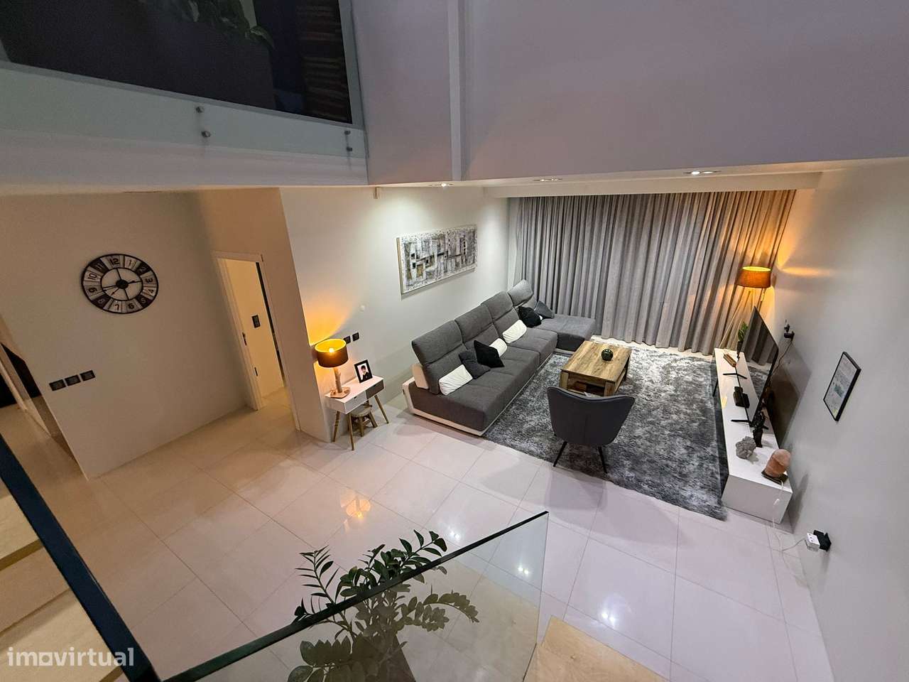 Moradia T4+1 moderna em Ílhavo.-8