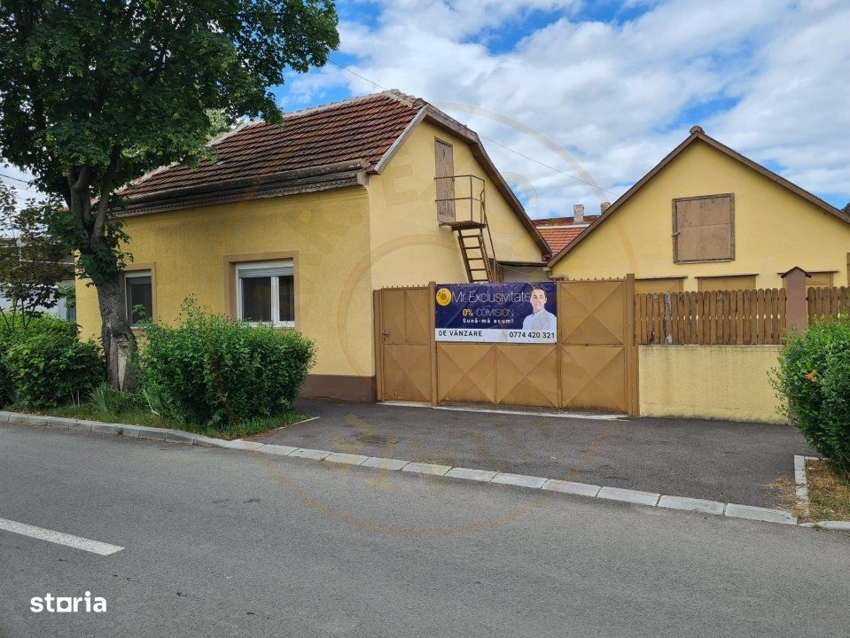 De Vanzare Casa Toamnei