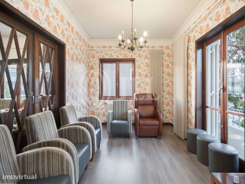 Moradia T7 com jardim e estacionamento, Boavista, Porto - Grande imagem: 5/23