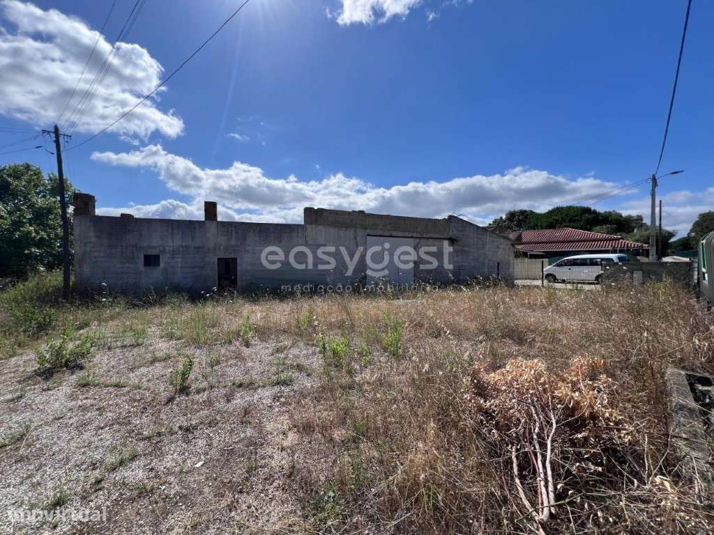 Terreno urbano industrial no Entroncamento com 1654m2 de área - Grande imagem: 4/15