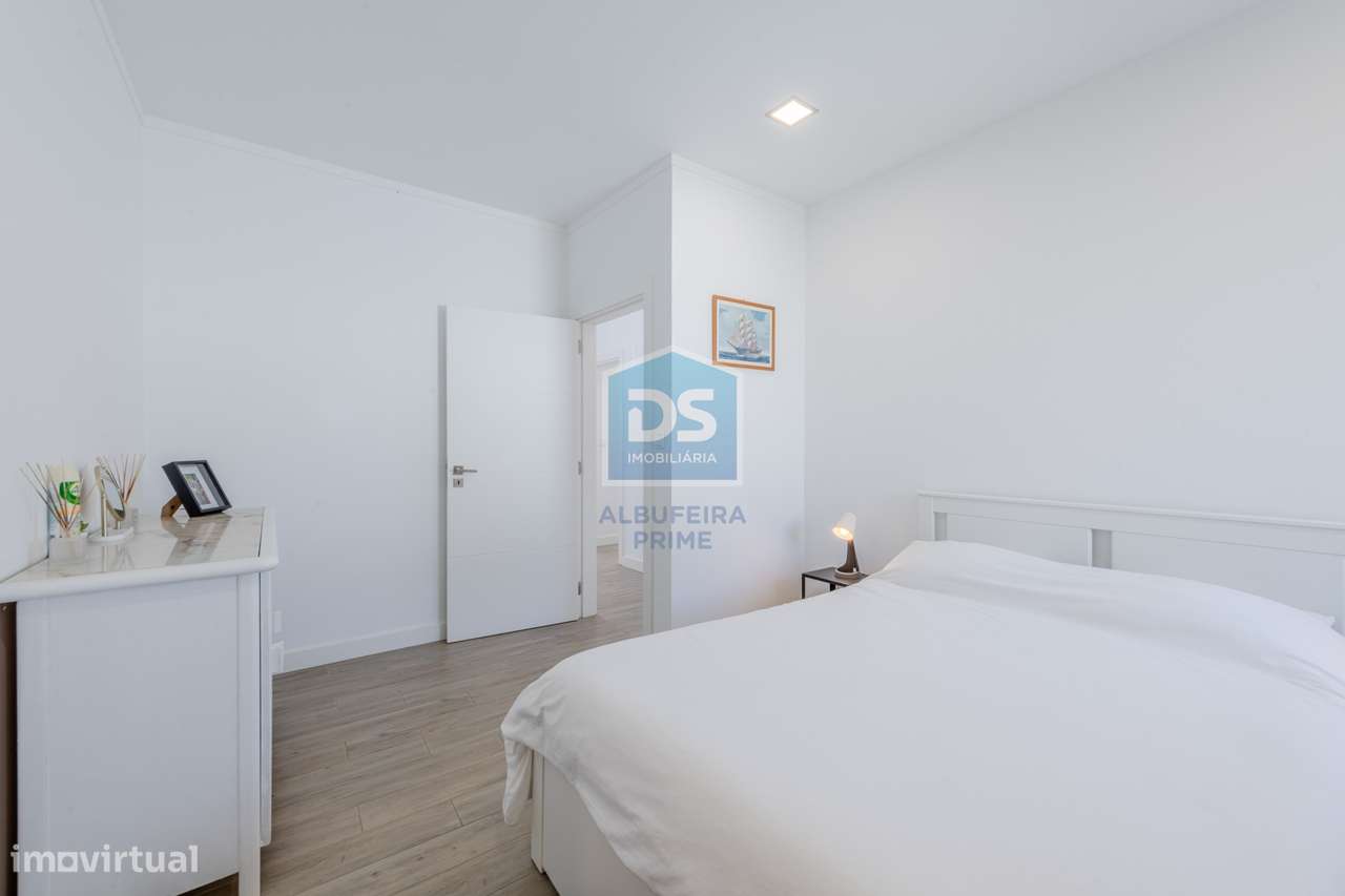 Moradia T4 Venda em Santa Bárbara de Nexe,Faro-36