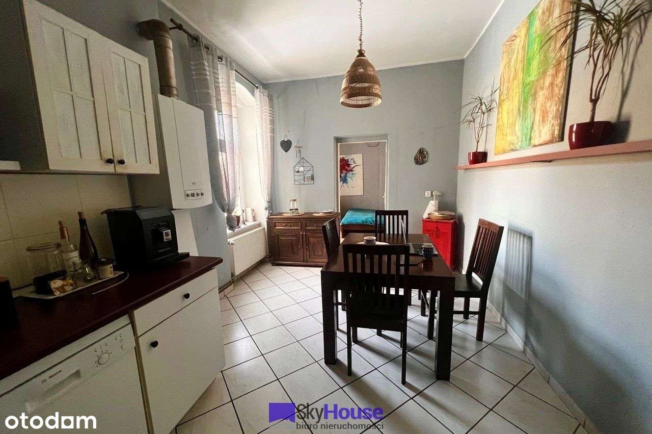 3-pokojowe w przedwojennej kamienicy w Centrum-6