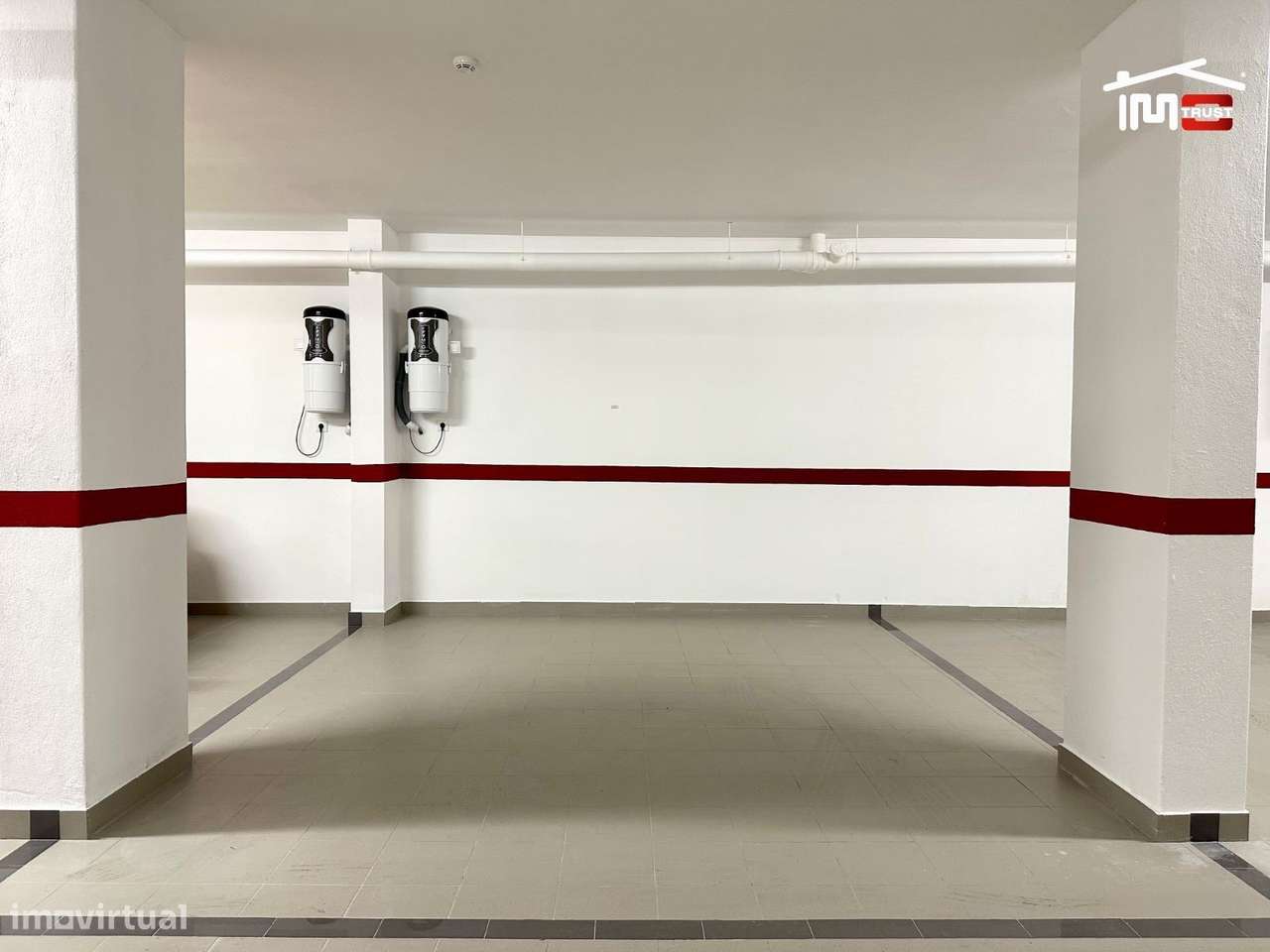 Incrivel Apartamento T3 com Varandas, Garagem e Arrecadação-23