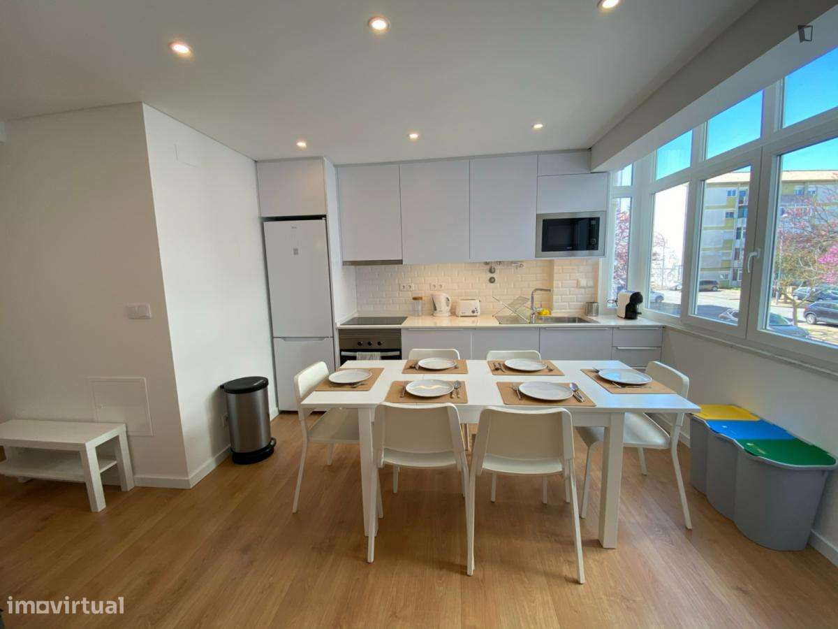 Quarto - localizado em Oeiras Lisbon - Grande imagem: 3/10