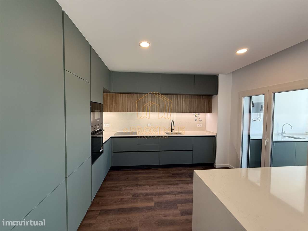 Apartamento T3 novo c/ garagem e terraço– Tavarede-7