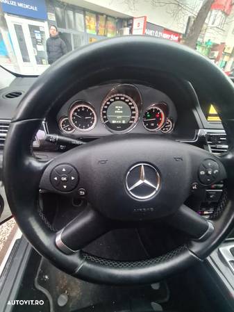 Mercedes-Benz E 220 CDI Automatik Elegance - 9