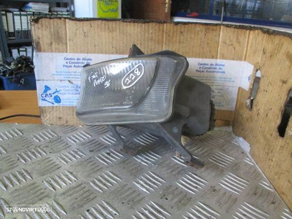 Farol Nevoeiro 36370748 FIAT PUNTO 1993 1.2 I 75CV 5P VERMELHO USADO FE - 1