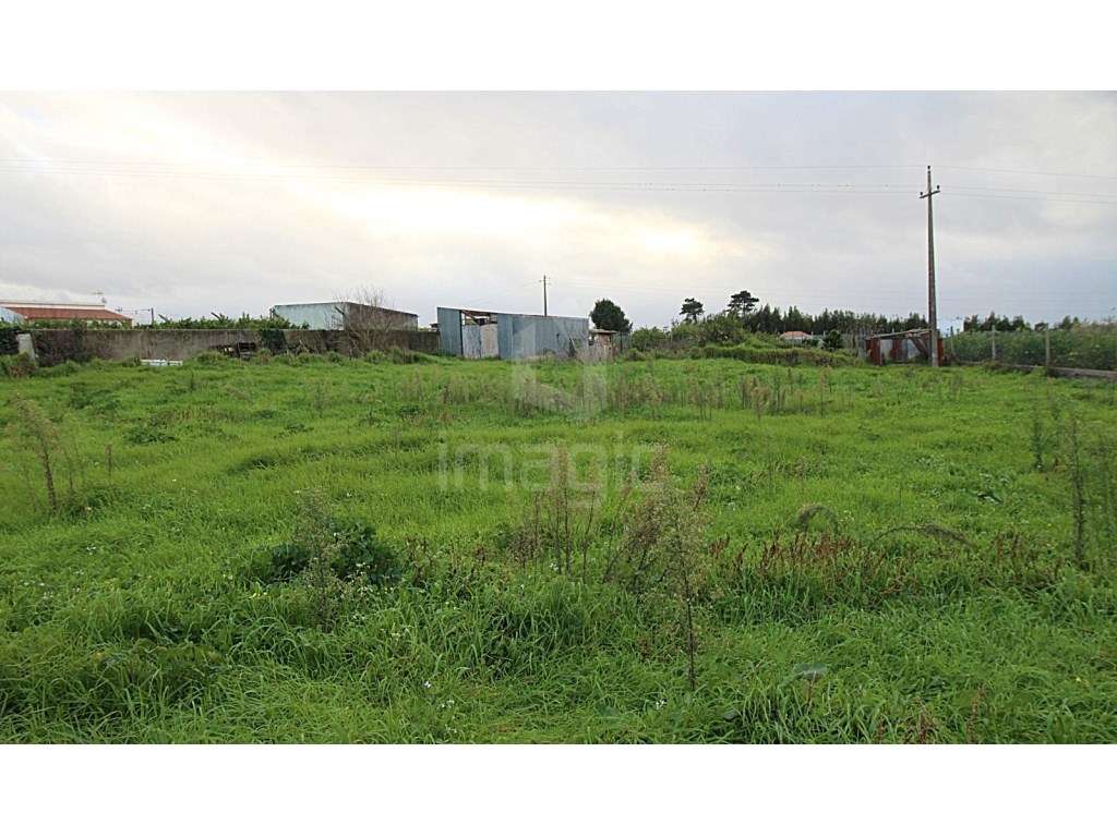 Terreno Urbano para construção de Moradias em banda. - Grande imagem: 2/4