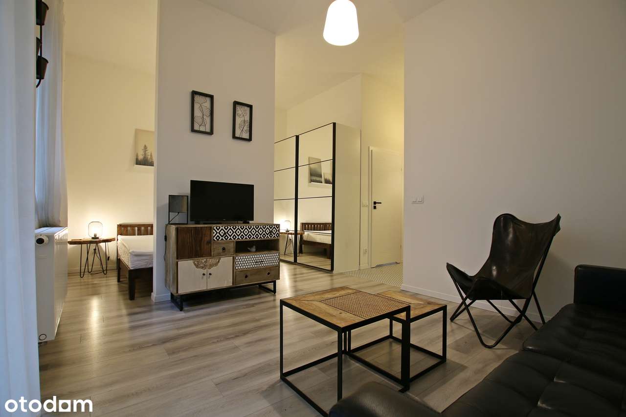 GRABISZYŃSKA kawalerka LOFT - ogródek - Pełny obrazek: 1/8