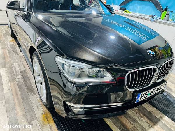 BMW Seria 7 730d xDrive Edition Exclusive - 2