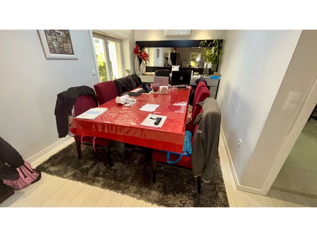 Moradia T3 + Escritório com Piscina em Vila Nova da Telha-11