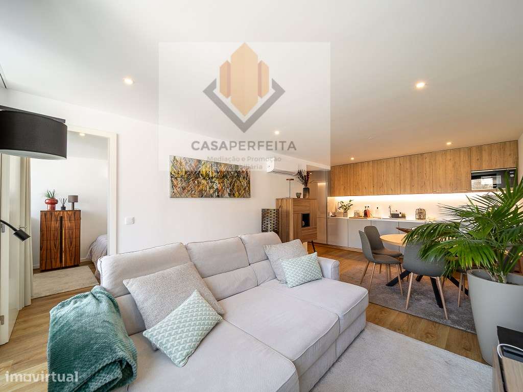 Fantástico T1 com Varanda Junto à Exponor - Leça da Palmeira-13