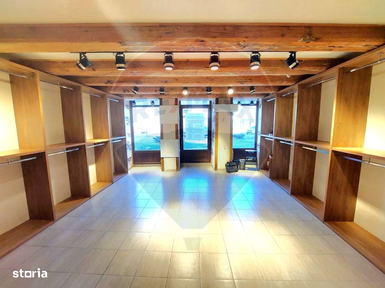 Spațiu comercial 31,60 mp Centrul Istoric - Imagine principală: 5/12