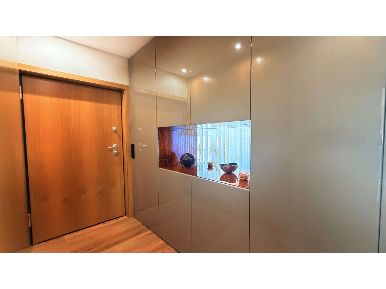 Moradia T3 Acabamentos Luxo | 4 Frentes | Gondomar - Grande imagem: 4/49